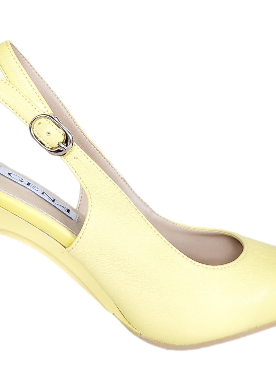 Pastel yellow leather slingback with cleat - Carla Saibene Atelier